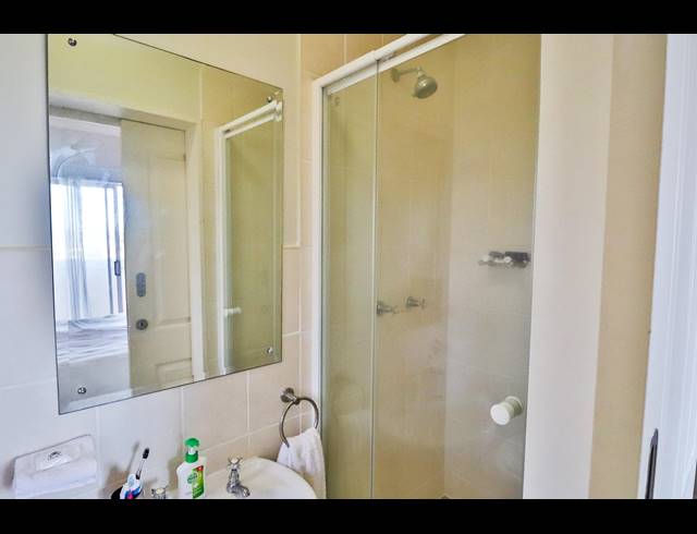 2 BEDROOM APARTMENT RENTED IN WALMER HEIGHTS